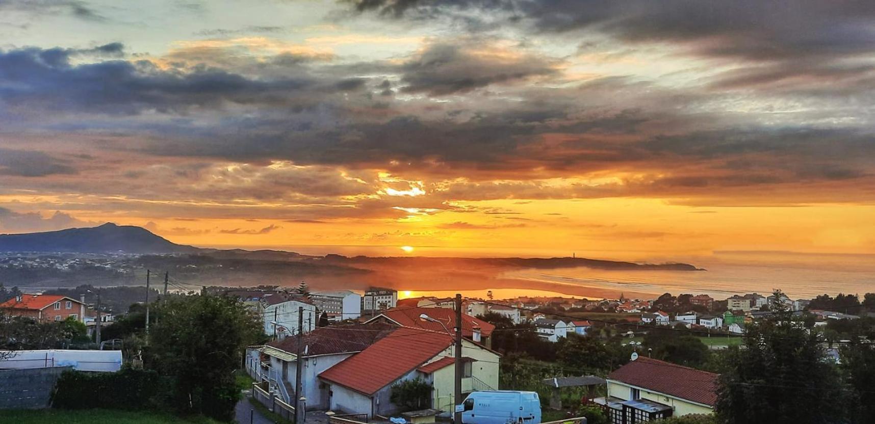 Vila Casa Andrea Valdoviño Exteriér fotografie